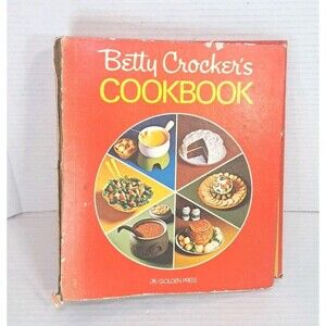 VTG Betty Crocker’s Cookbook 1981 New & Revised Edition Red 5 Ring Binder Recipe